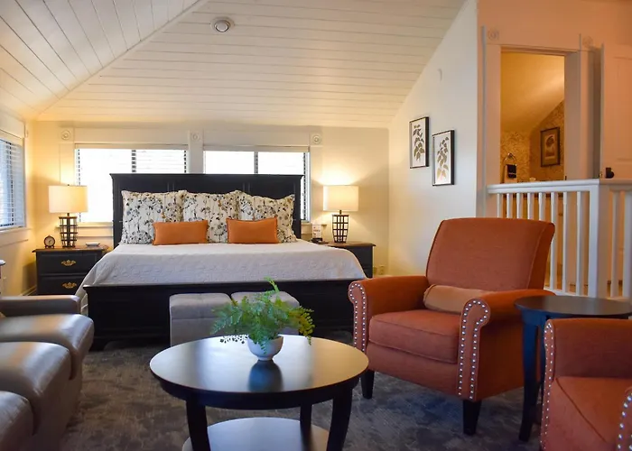 Mccall House Boutique Hotel