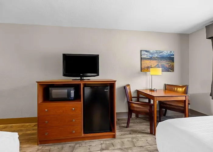 Best Western Inn At The Rogue